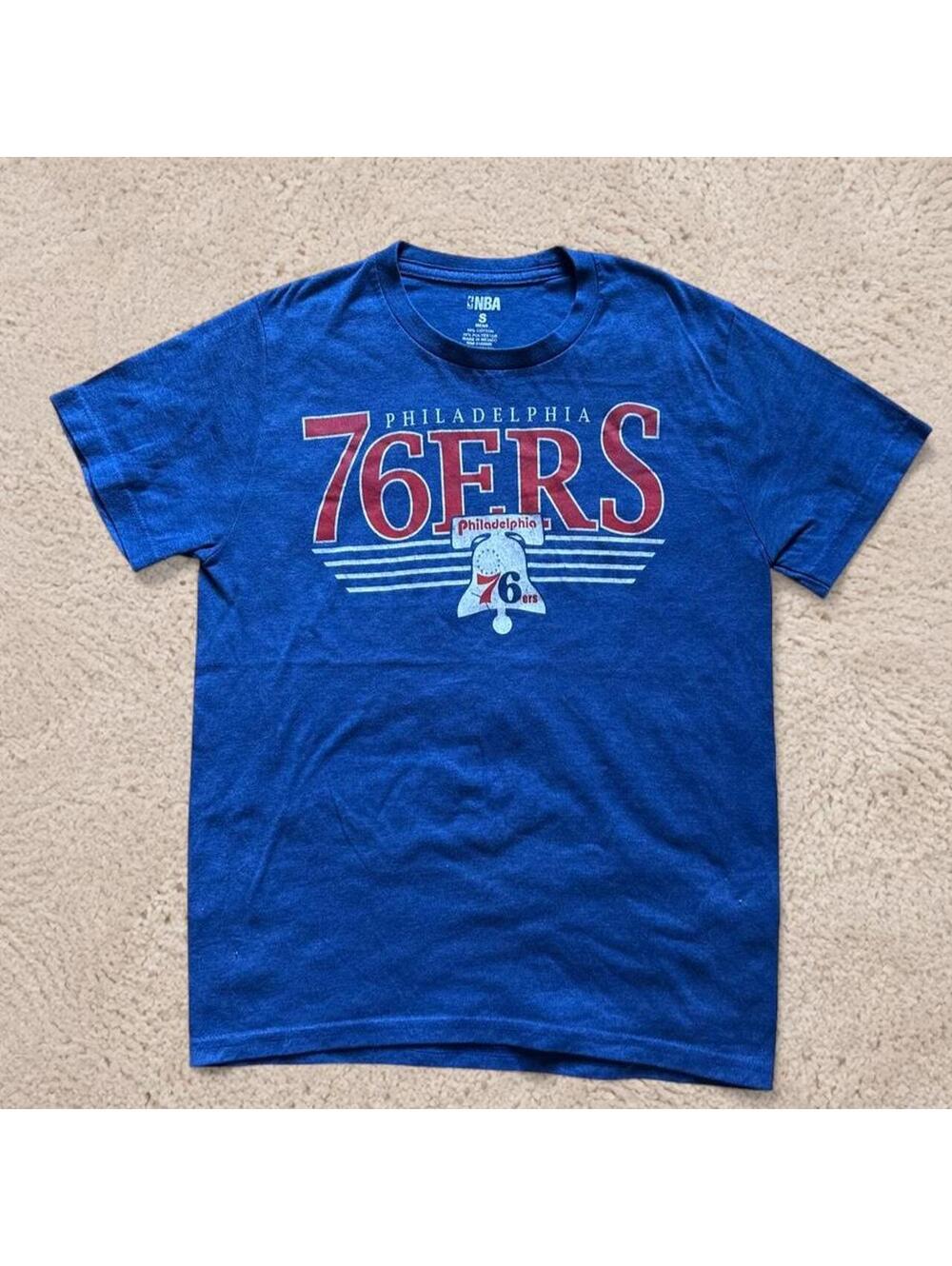 Beautiful retro style NBA Philadelphia 76ers blue cotton t-shirt